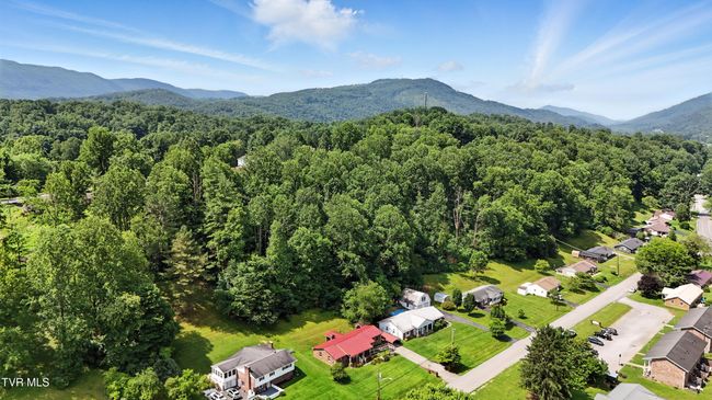 1710 Shawnee Ave E, House other with 4 bedrooms, 2 bathrooms and null parking in Big Stone Gap VA | Image 40