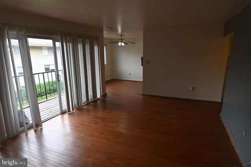 apt-102-5428 85th Ave, NEW CARROLLTON, MD, 20784-3129 | Card Image