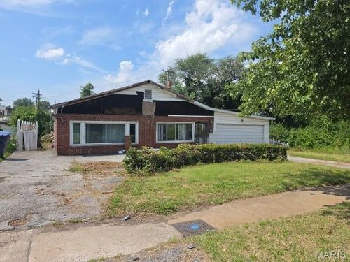 4327 N Taylor Ave, Saint Louis, MO, 63115-2419 | Card Image