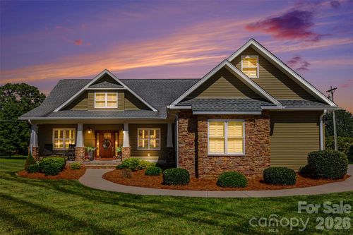 4672 Grace Chapel Rd, Granite Falls, NC, 28630-9540 | Card Image