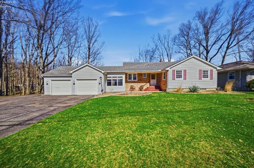 1073 Rosealee Ave, Elyria, OH, 44035-2945 | Card Image