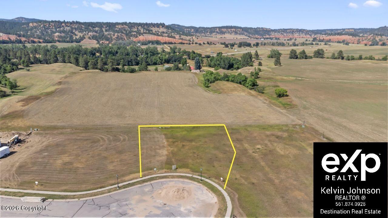 Land in Hulett 2