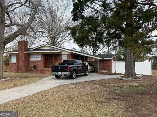 804 Betty St, Sandersville, GA, 31082-7205 | Card Image