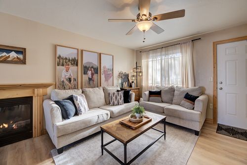 704 Sonoma Dr, Helena, MT, 59601-8632 | Card Image