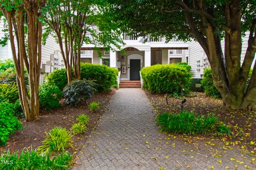 unit-104-1000 Brighthurst Dr, Raleigh, NC, 27605-1281 | Card Image