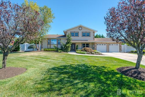 38 Holly Dr, Parlin, NJ, 08859-1749 | Card Image