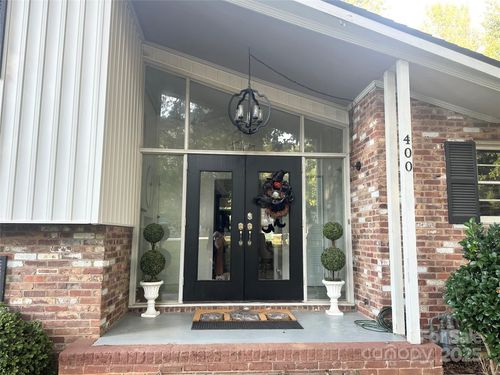 400 Charles St, Spencer, NC, 28159-1702 | Card Image