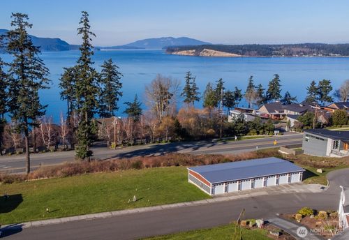 3910 Isle Way, Anacortes, WA, 98211 | Card Image