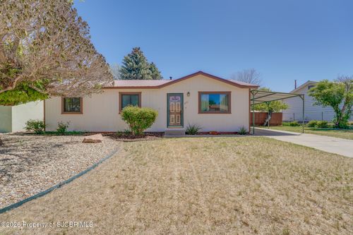 806 La Plata Ave, Aztec, NM, 87410-2215 | Card Image