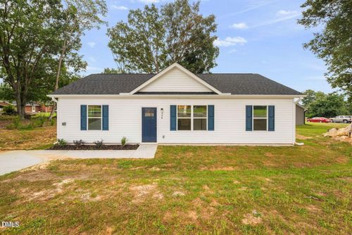 236 Natchez Trce, Fuquay Varina, NC, 27526-6476 | Card Image