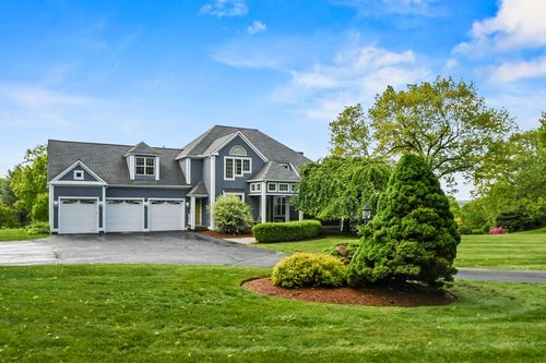 52 S Nelson Rd, Sterling, MA, 01564-2017 | Card Image