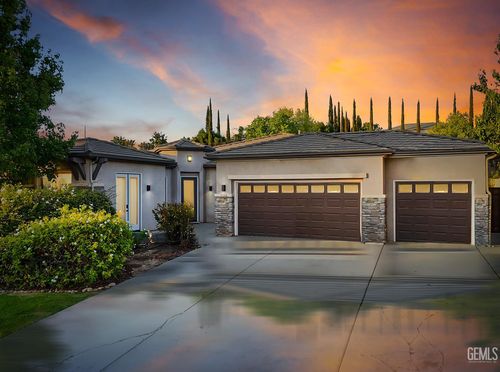 13206 Milan Dr, Bakersfield, CA, 93306-7664 | Card Image