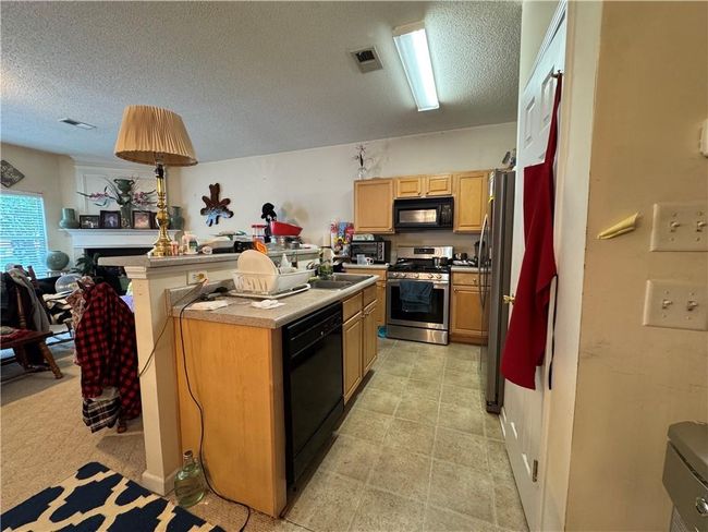 3871 Pleasant Oaks Dr, Condo with 3 bedrooms, 3 bathrooms and null parking in Lawrenceville GA | Image 9