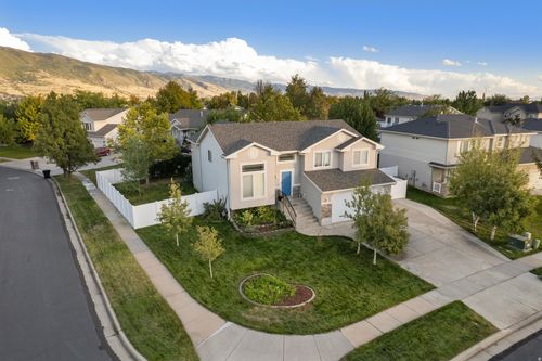 58 N Country Bend Rd, Farmington, UT, 84025 | Card Image