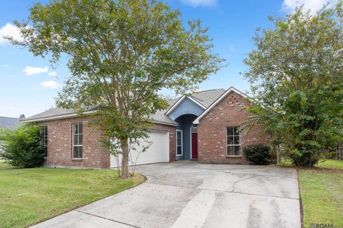 313 Allan Dr, Baton Rouge, LA, 70815-9405 | Card Image