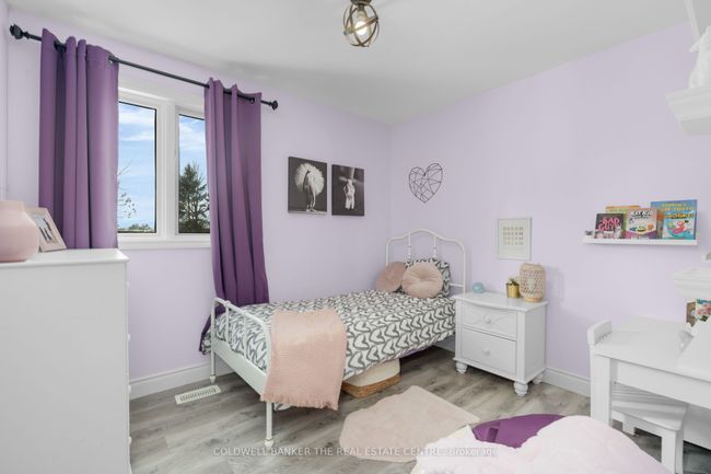 203 Camilla Cres, House other with 5 bedrooms, 2 bathrooms and 5 parking in Thornton ON | Image 19