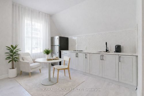 unit-3-93 Mcmillan Dr, Oshawa, ON, L1G3Z7 | Card Image