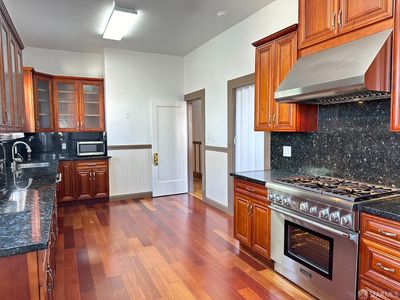 1170 Jackson Street, Condo with 4 bedrooms, 1 bathrooms and null parking in San Francisco CA | Image 1