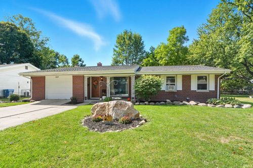 813 Pearse Ave, Auburn, IN, 46706-1120 | Card Image