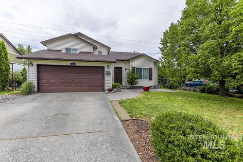 426 Quail Run Dr, Moscow, ID, 83843-8209 | Card Image