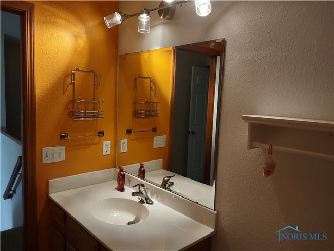 7033 Whiddenmill Dr, House other with 4 bedrooms, 3 bathrooms and 2 parking in Whitehouse OH | Image 21