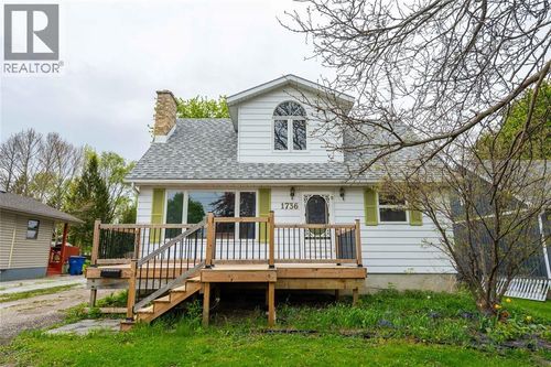 1736 Dufferin Ave, Wallaceburg, ON, N8A2X4 | Card Image