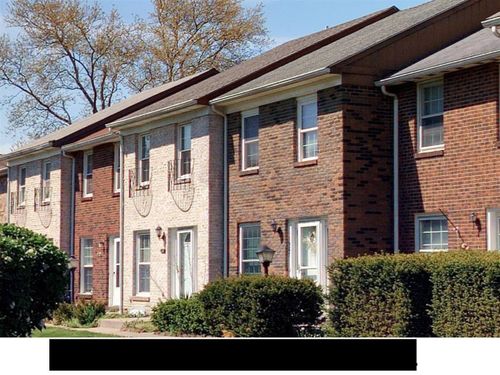 n4-1085 Hardesty Pl E, Columbus, OH, 43204-5815 | Card Image