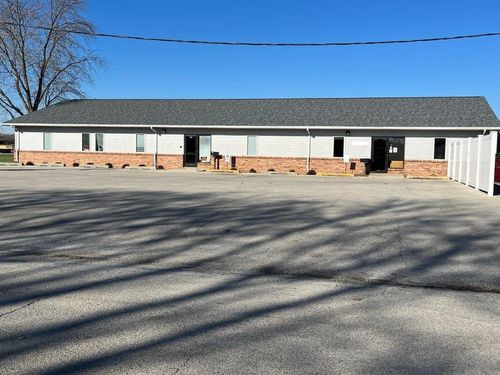 811 Cleary St, Pontiac, IL, 61764-1011 | Card Image