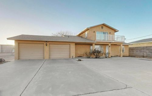 921 Romadora Lane Sw, Albuquerque, NM, 87121 | Card Image