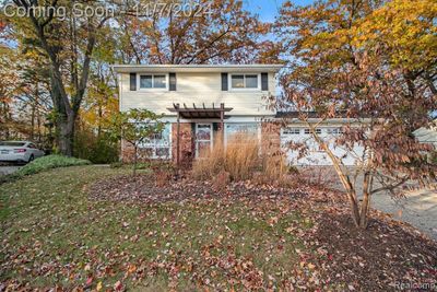 1169 Wendy Court, Home with 3 bedrooms, 1 bathrooms and null parking in Ann Arbor MI | Image 3