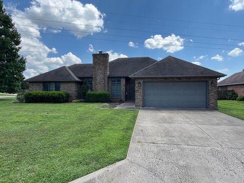 1946 E Ridgewood Dr, Springfield, MO, 65804-4583 | Card Image