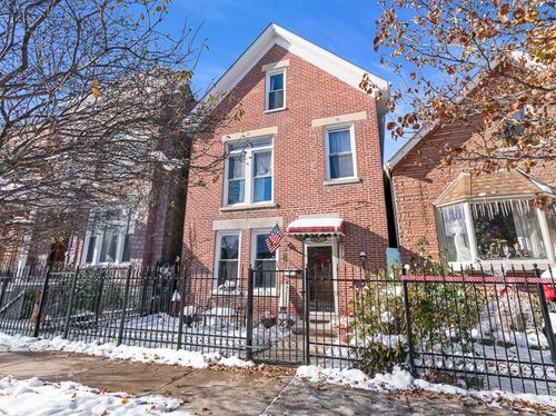 1520 N Washtenaw Ave, Chicago, IL, 60622-1635 | Card Image