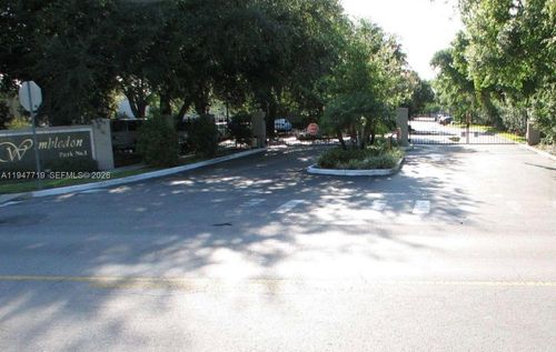 apt-24-3286 S Semoran Blvd, ORLANDO, FL, 32822-2733 | Card Image