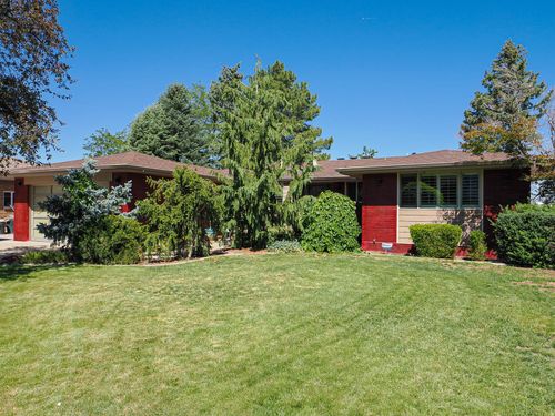 2425 E Cinnabar Ln, Cottonwood Heights, UT, 84121-3924 | Card Image
