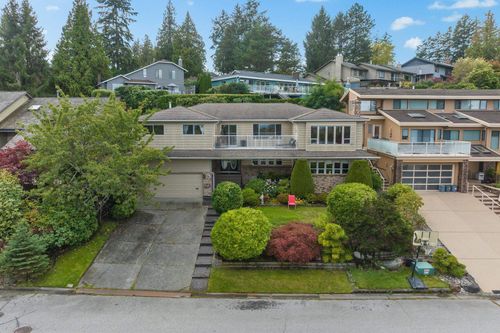 83 Woodland Dr, Delta, BC, V4L2H7 | Card Image