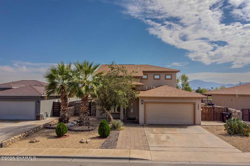 5606 Ireland Dr, Sunland Park, NM, 88008-9680 | Card Image