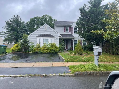 19 Woodbury Rd, Edison, NJ, 08820-2960 | Card Image