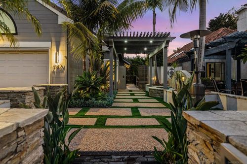 2821 Forest View Way, Carlsbad, CA, 92008 | Card Image