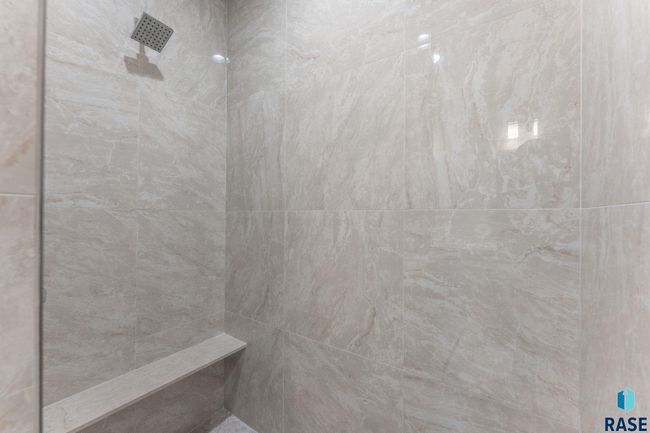 8619 W Shoreline Pl, Townhouse with 3 bedrooms, 3 bathrooms and null parking in Sioux Falls SD | Image 10