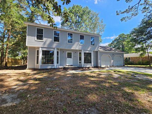688 Pelzer Dr, Mount Pleasant, SC, 29464-3556 | Card Image