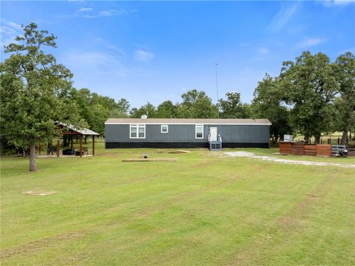 319 Berry Creek Dr, Caldwell, TX, 77836-8058 | Card Image