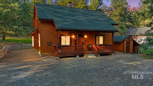 1236 View Dr, Cascade, ID, 83611-7771 | Card Image