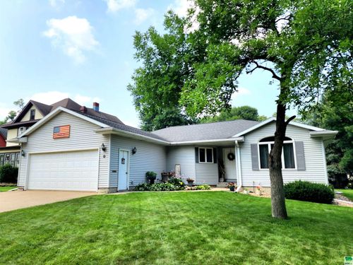 307 S Union St, Rock Rapids, IA, 51246-1339 | Card Image