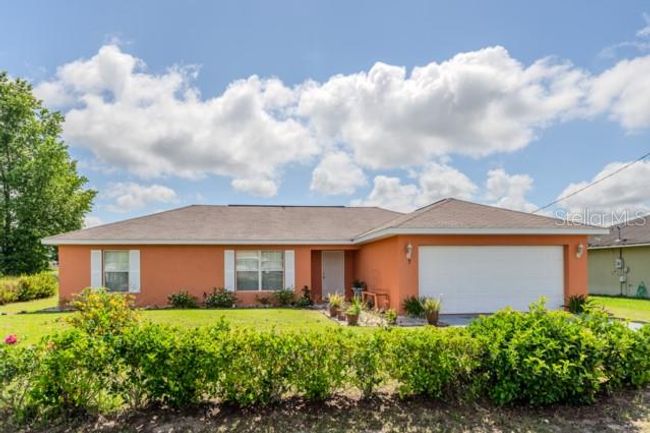 7 Juniper Drive Court, House other with 3 bedrooms, 2 bathrooms and null parking in Ocala FL | Image 2