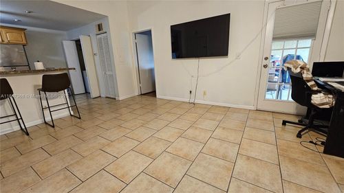 4092-4092 Nw 87th Ave, Sunrise, FL, 33351-6590 | Card Image