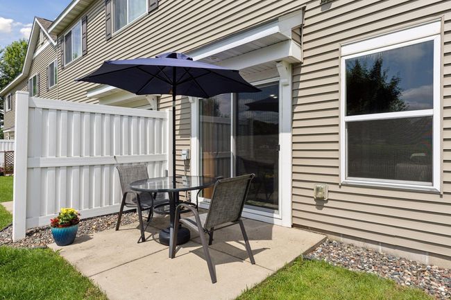 7308 Unity Ln N, Townhouse with 2 bedrooms, 3 bathrooms and null parking in Brooklyn Park MN | Image 36