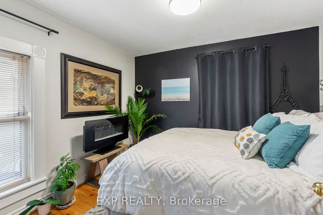 17 Regent Pl, House other with 3 bedrooms, 2 bathrooms and 2 parking in Welland ON | Image 34