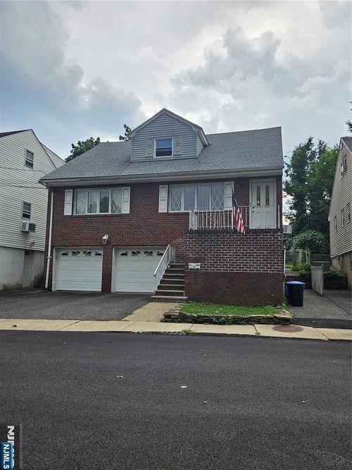 39 Elm Ave, Fairview, NJ, 07022-1003 | Card Image