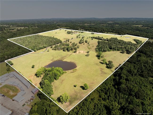 2669 King Dr, House other with 4 bedrooms, 5 bathrooms and null parking in Mulberry AR | Image 47