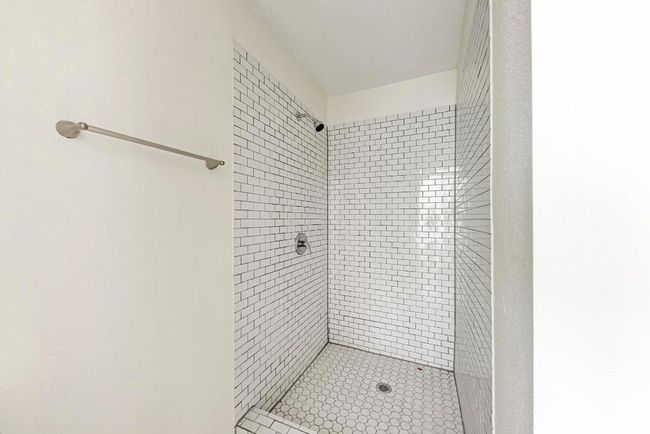 APT-2 - 1010 W 23 Rd St, Condo with 2 bedrooms, 2 bathrooms and 1 parking in Austin TX | Image 24